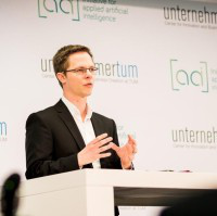 Dr. Andreas Liebl avatar image