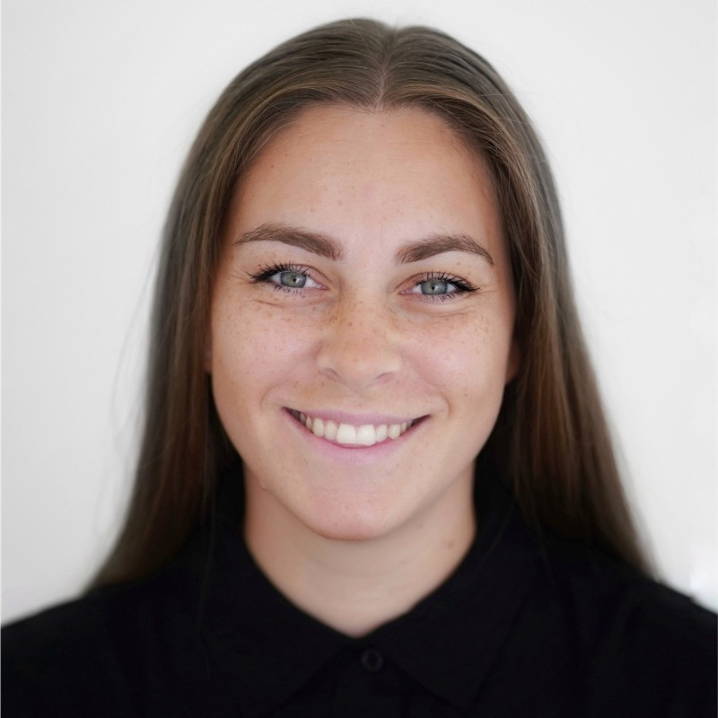 Jenny Holmsten avatar image