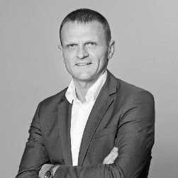 Karsten Moos avatar image