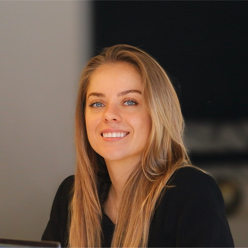 Sasha Rohachova 🇺🇦 avatar image