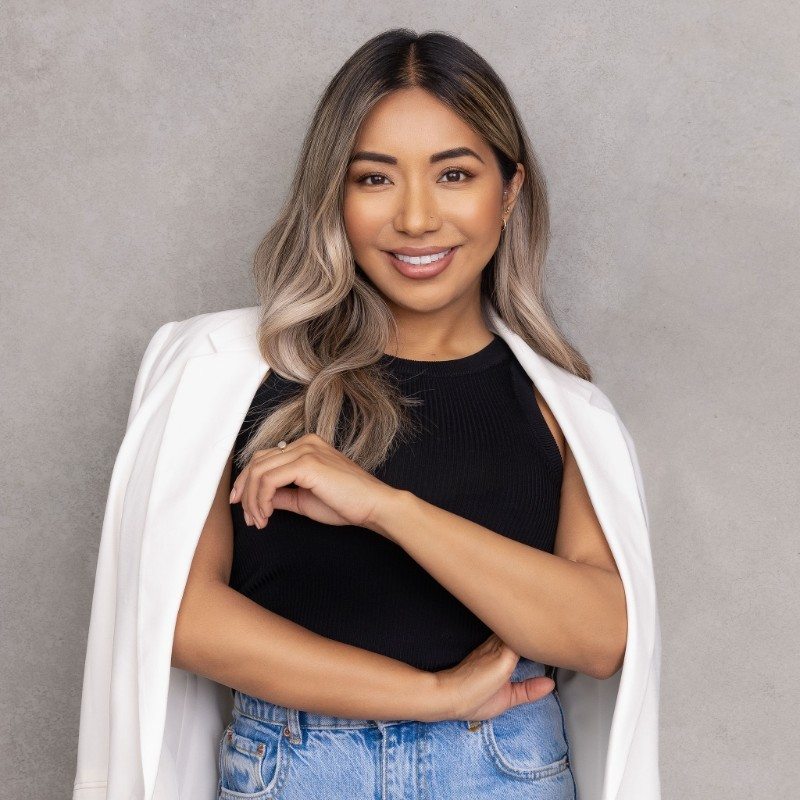 Theresa Navarro avatar image