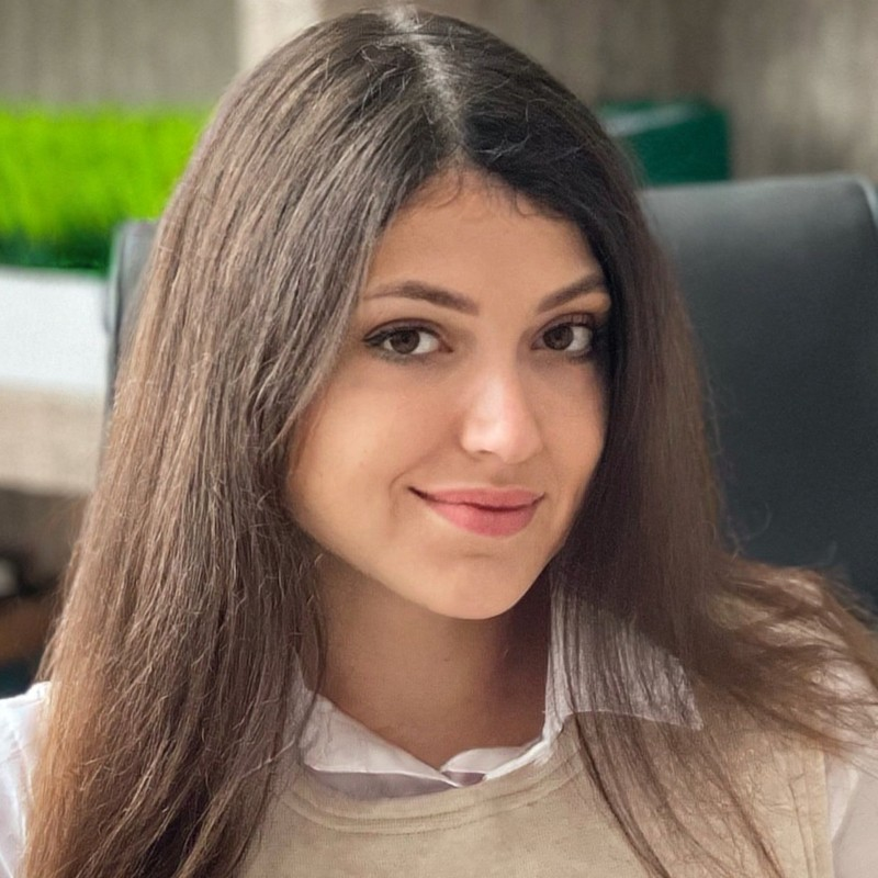 Oksana Leschishina avatar image