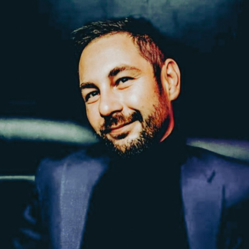 Tom Lawreszuk avatar image