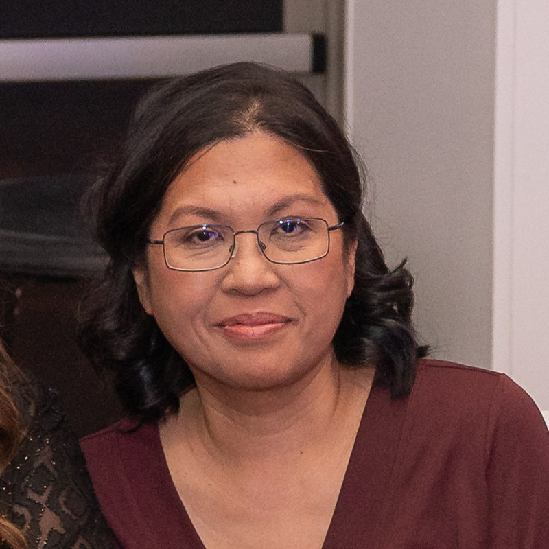 Tess Romana avatar image