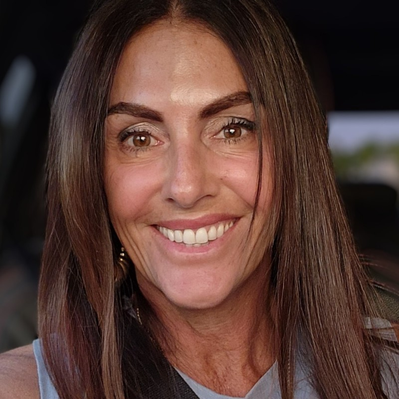 Holly Anderson avatar image