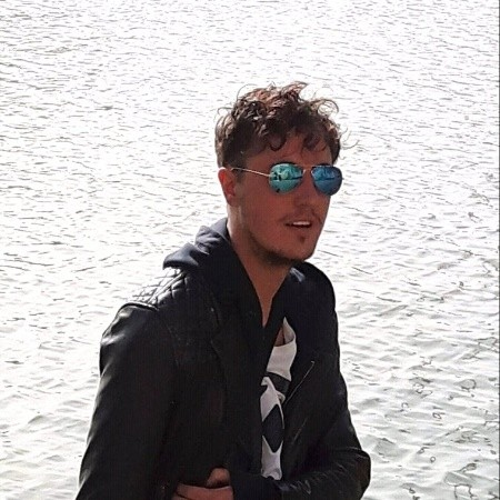 Simon Jakowicz avatar image