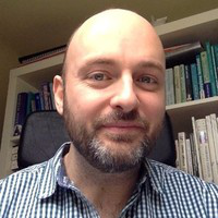 Lee Simpson avatar image