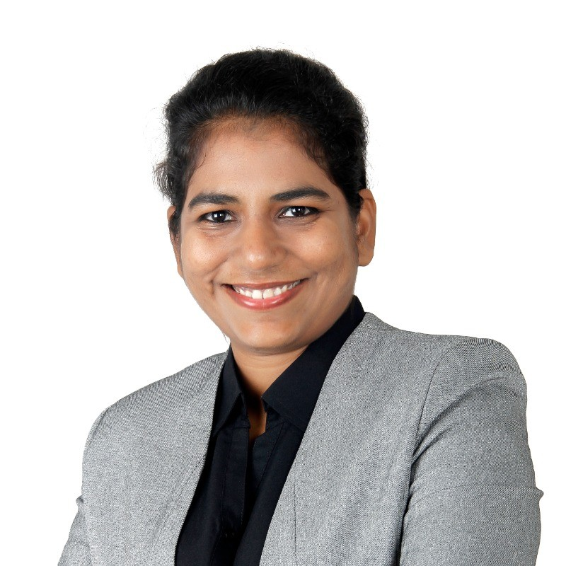 Dr Ruchi Saxena