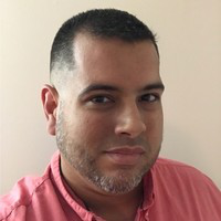 Roberto Cruz avatar image