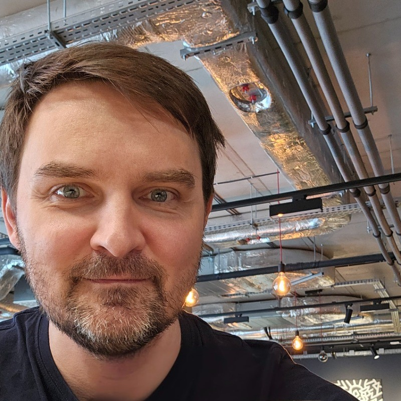 Mariusz Ostoja-Swierczynski avatar image