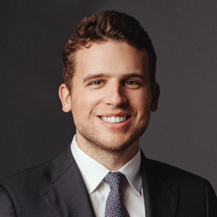 Evan Deahl avatar image