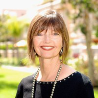 Dari Mackenzie avatar image