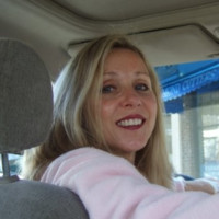 Anna Tomas avatar image