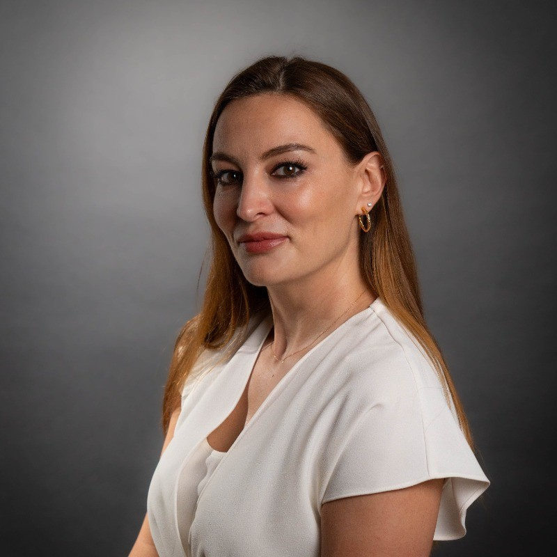 Mona Lambert avatar image