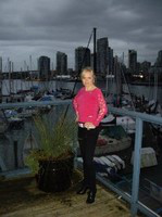 Julia Rozenfeld avatar image