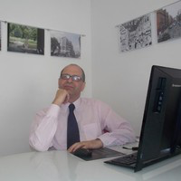 Russell Pearlman avatar image