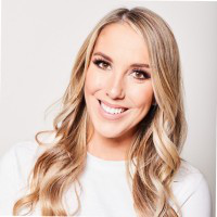 Emma Chase avatar image