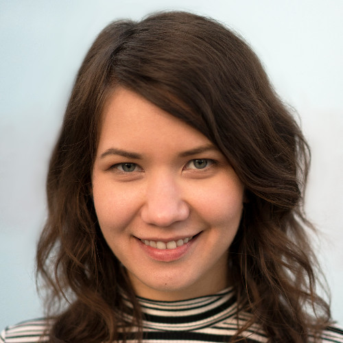 Alexandra Lukinicheva avatar image