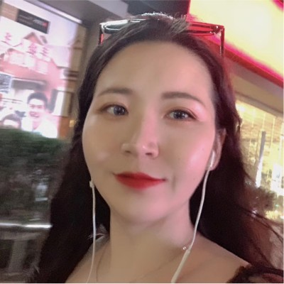 Niki Li avatar image