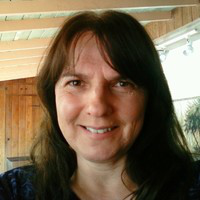 Jane Singer avatar image