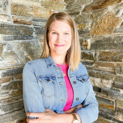 Adrianne Robins avatar image