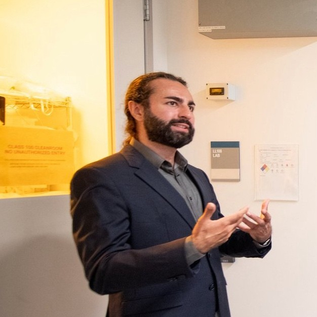 Kasra Nowrouzi avatar image