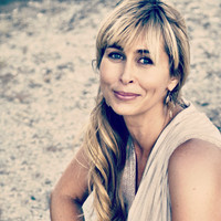 Tia Kelly avatar image