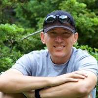 Dennis Lloyd avatar image