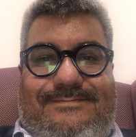 Romulo de la Vega avatar image