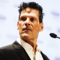 Dean Karnazes avatar image