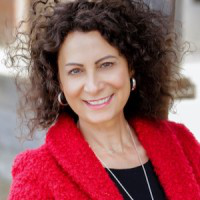 Profile Image for Debbie Gisonni