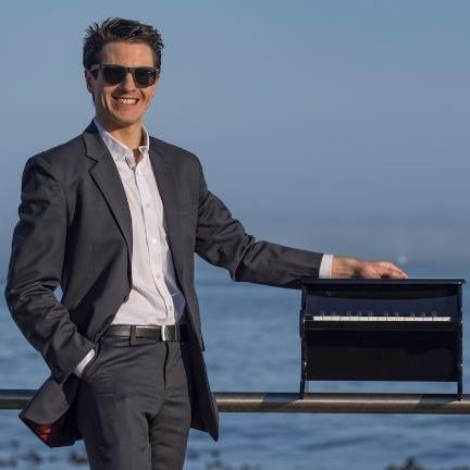 Roland Perold avatar image