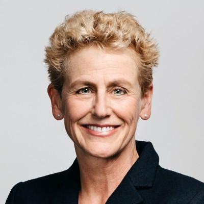 Elizabeth Nelson avatar image