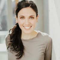 Emily Kalil avatar image