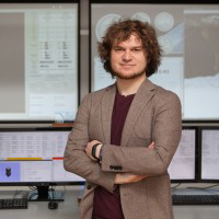 Lorenzo Ferrario avatar image