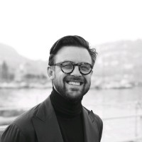 Tom Riley avatar image