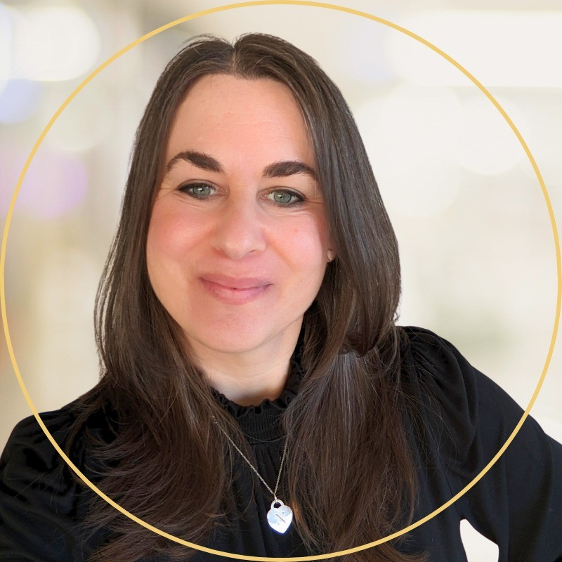 Nina Grenningloh Reyes 👋 avatar image