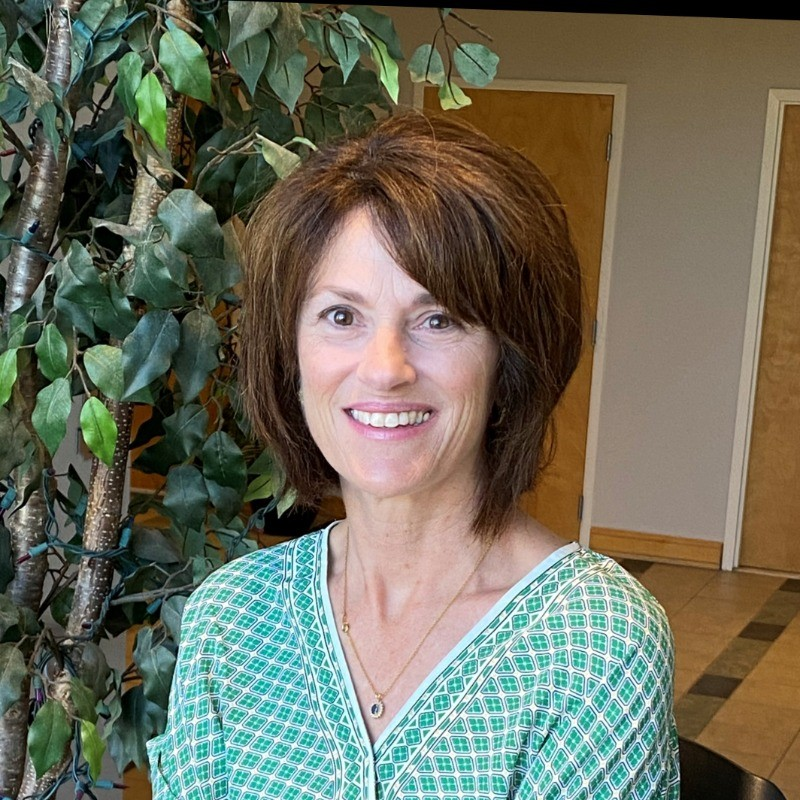 Maureen Neville avatar image