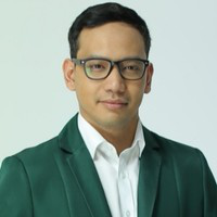 Nikolai Flores avatar image