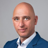 Zoltan Olah avatar image