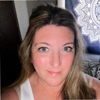 Elizabeth Enger avatar image