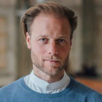 Lutz Henke avatar image