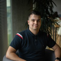 Stanislav Komanec avatar image