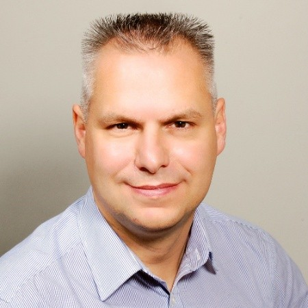 Dennis Hopp avatar image