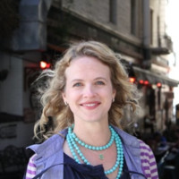 Elizabeth Warner avatar image