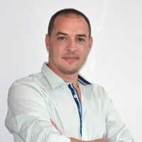 Gil Pasternak avatar image