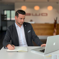 Sebastian Hermesz avatar image