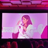 Kimberlee Leonard avatar image