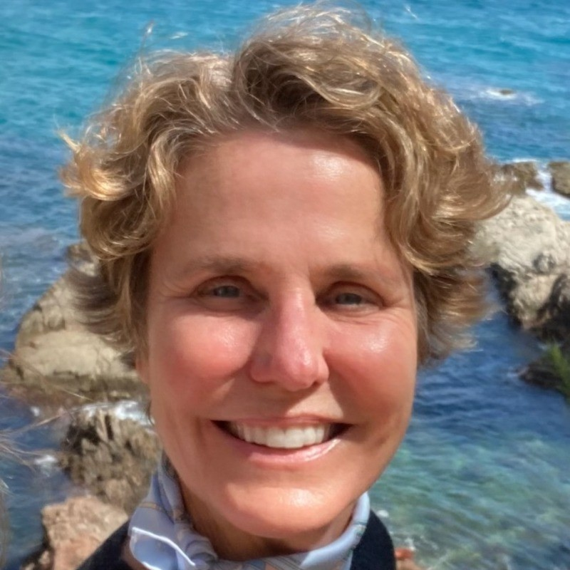 Elizabeth Hensick Wood avatar image