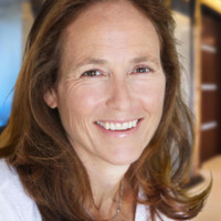 Holly Gordon avatar image